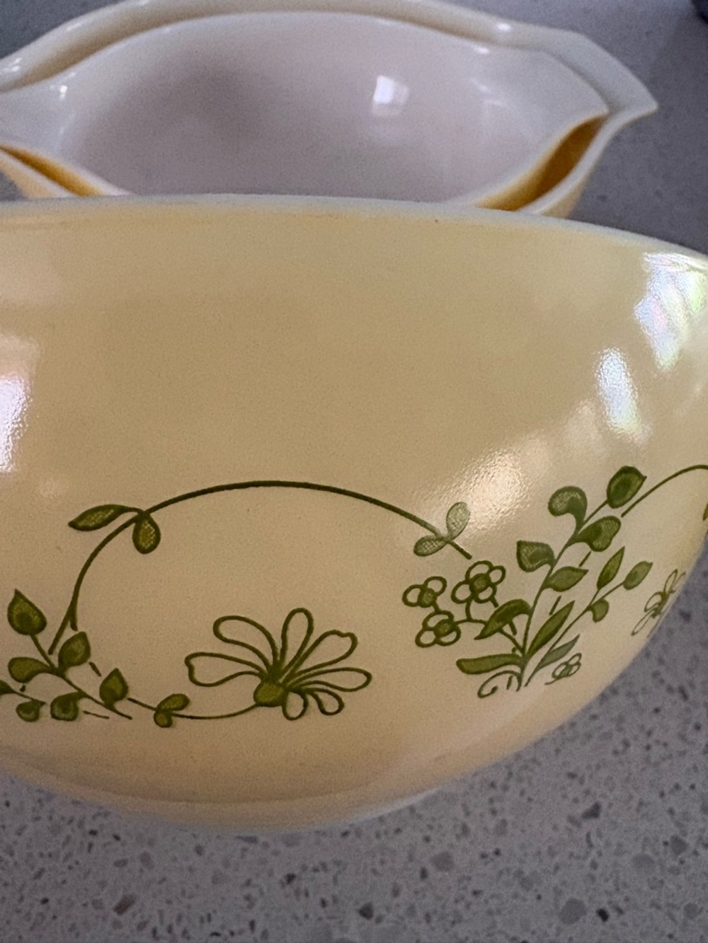 Set of 3 Vintage Pyrex Shenandoah Cinderella Mixing Bowls